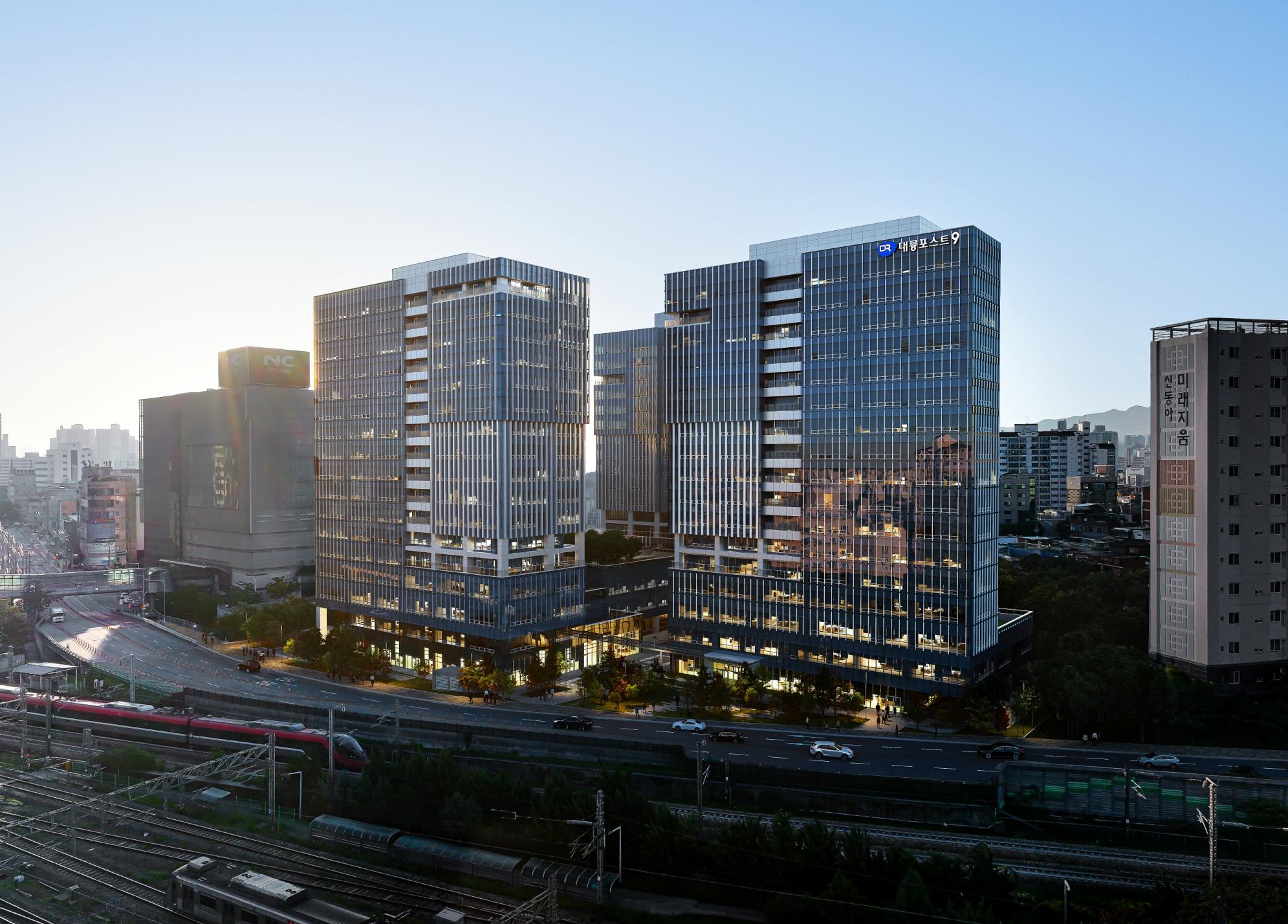 W Tower 전경